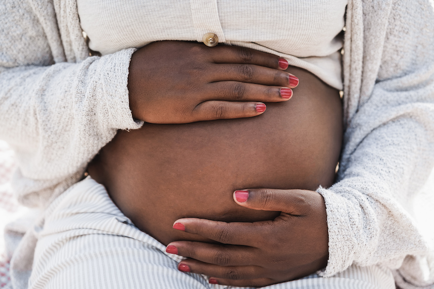 孕妇抱着肚子时要做什么，不要做什么
